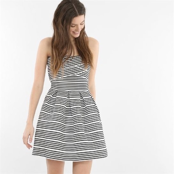 (5 items for $50)
 Uk Fashion bandage stripe corset dress - Picture 2 of 9